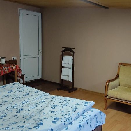 Guesthouse Mabu - 4 Newly Built Rooms In The Heart Of Mestia Exteriör bild