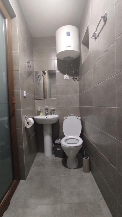 Guesthouse Mabu - 4 Newly Built Rooms In The Heart Of Mestia Exteriör bild