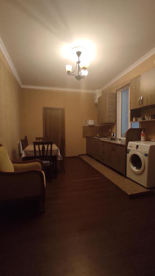 Guesthouse Mabu - 4 Newly Built Rooms In The Heart Of Mestia Exteriör bild