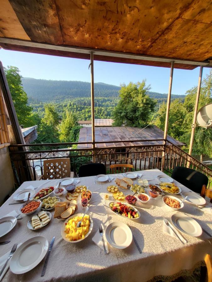 Guesthouse Mabu - 4 Newly Built Rooms In The Heart Of Mestia Exteriör bild